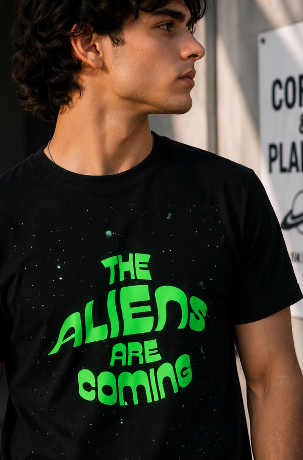 Aliens Incoming Regular Fit T-Shirt